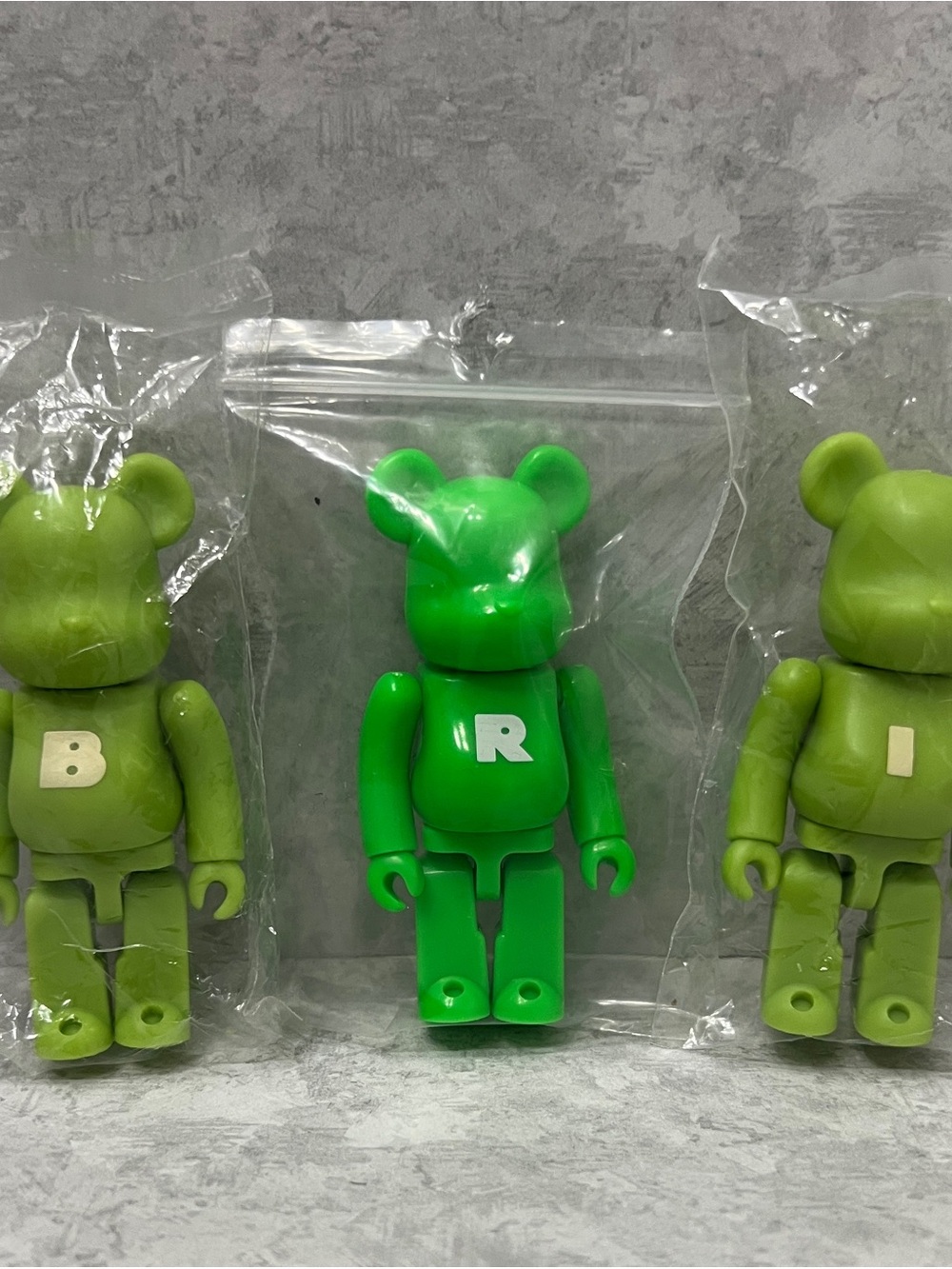 Bearbrick Basic B, R, & I Series 38 & Series 49 100% Be@rbrick Lot